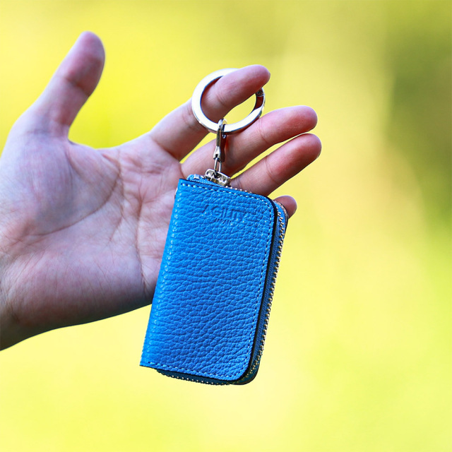 ブリケ』(全7色)イタリアンシュリンク/車のスマートキーが入る