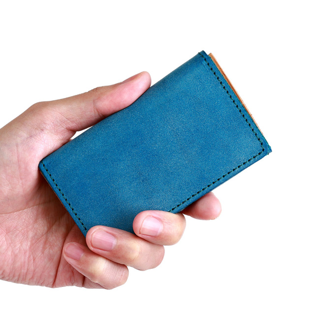 シェノン』(全1色)牛革のみで仕立てたシンプルデザインの名刺入れ 60枚