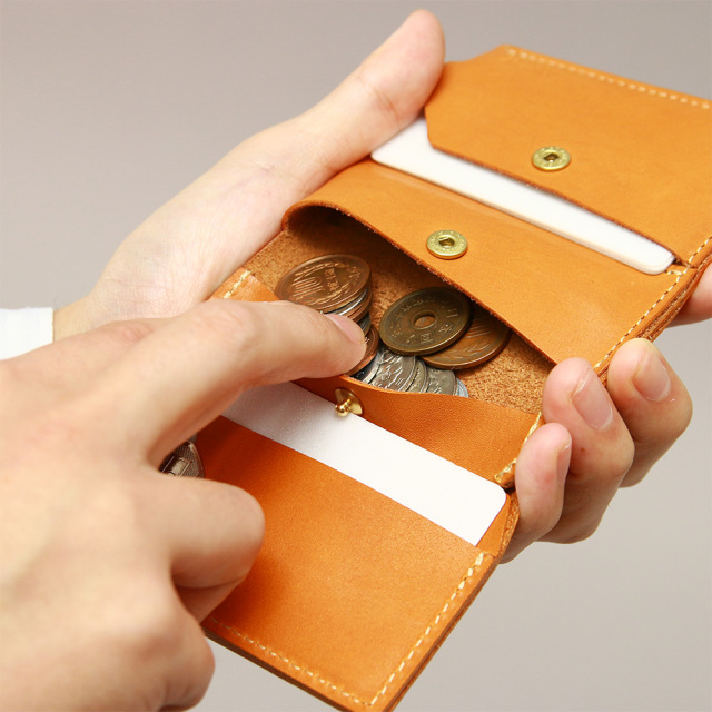 折財布 ミニ財布 小さい財布 コンパクト 極小財布 革 本革 キーポケット