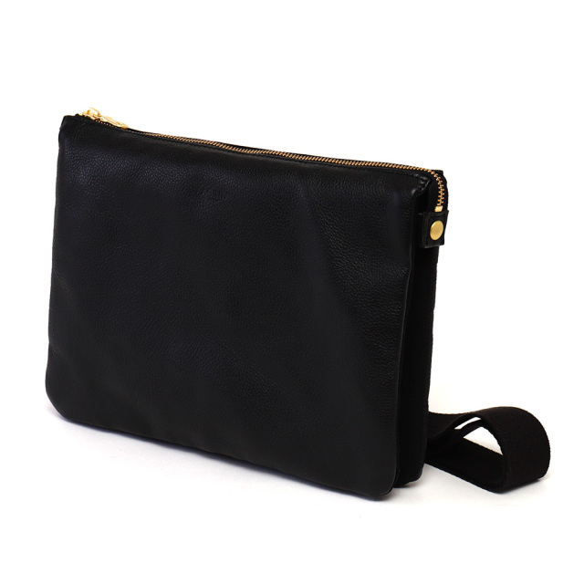 コール』(全2色)アリゾナ/タブレットをスタイリッシュに持ち歩ける