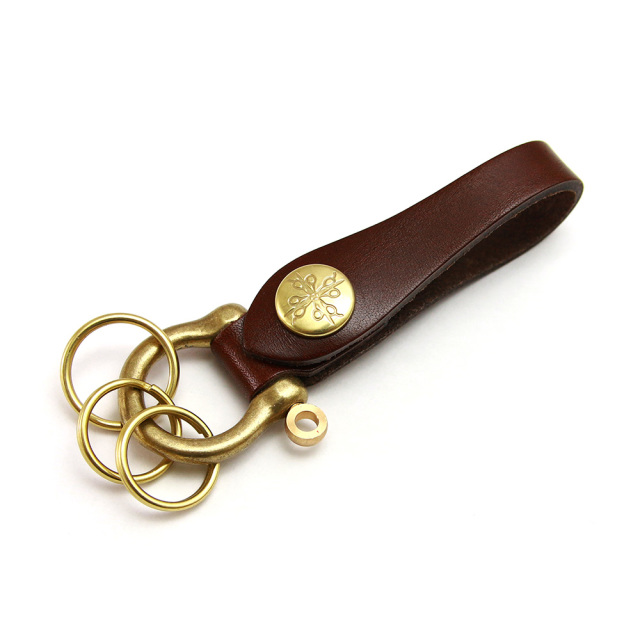 シャックルキーホルダー』(全5色)デザインレザー/真鍮製のシャックル(U  