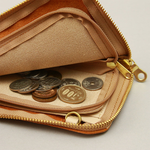 ボヤージュ』(全5色)マヤカーフ/iPhone 15 Pro 対応 パスポートが入る