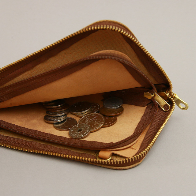 ボヤージュ』(全3色)メッシュエンボス/iPhone 15 Pro 対応 スマホが