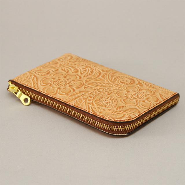 ボヤージュ』(全5色)ルビナス/iPhone 15 Pro 対応 パスポートやスマホ