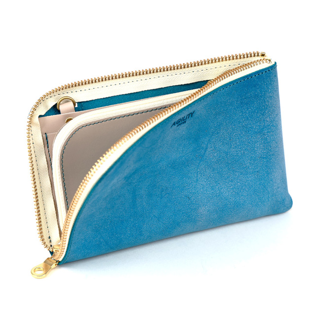 ボヤージュ』(全1色)ロロマ/iPhone 15 Pro 対応 スマホやパスポートが