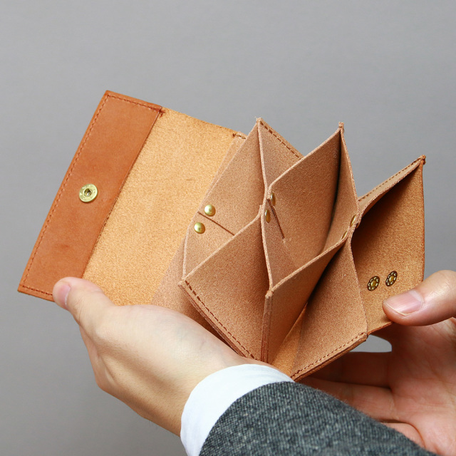 カードケース 本革 蛇腹構造 名刺入れ 日本製 牛革