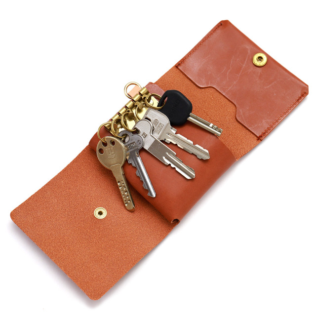 一体型 キーケース カードキー カードが入る カードも入る 三つ折り 本革 レザー
