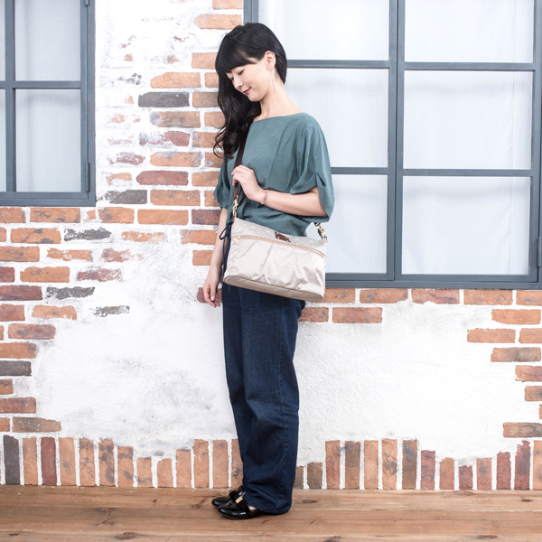 エピナール』(全5色)シザークリスタ/肩掛け・斜め掛け2way対応