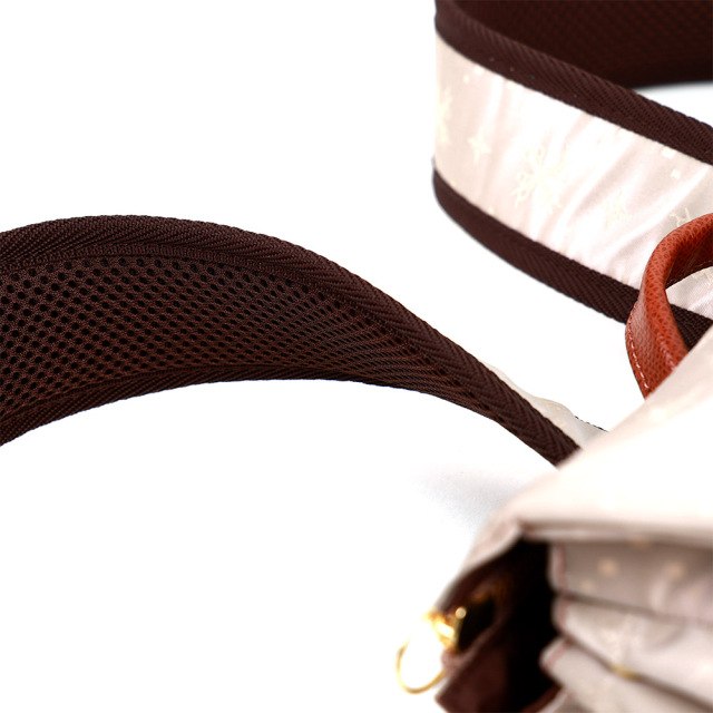 クリュッグ キャドリュック』(全2色)シザークリスタ/豊富なポケットで収納