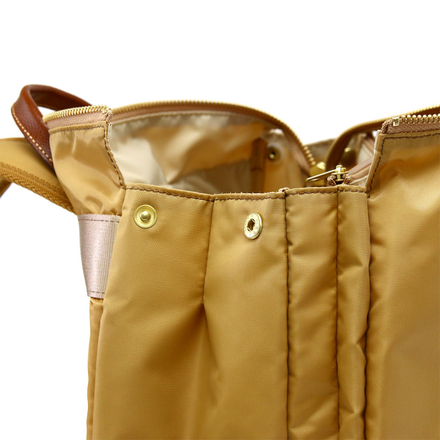 リュック サック レディース ナイロン 軽量 かるい A4 スクエア