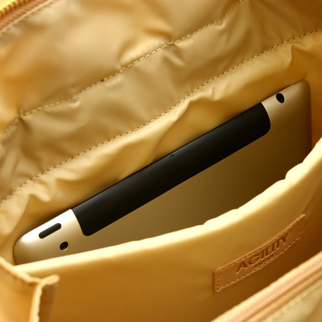 リュック サック レディース ナイロン 軽量 かるい A4 スクエア