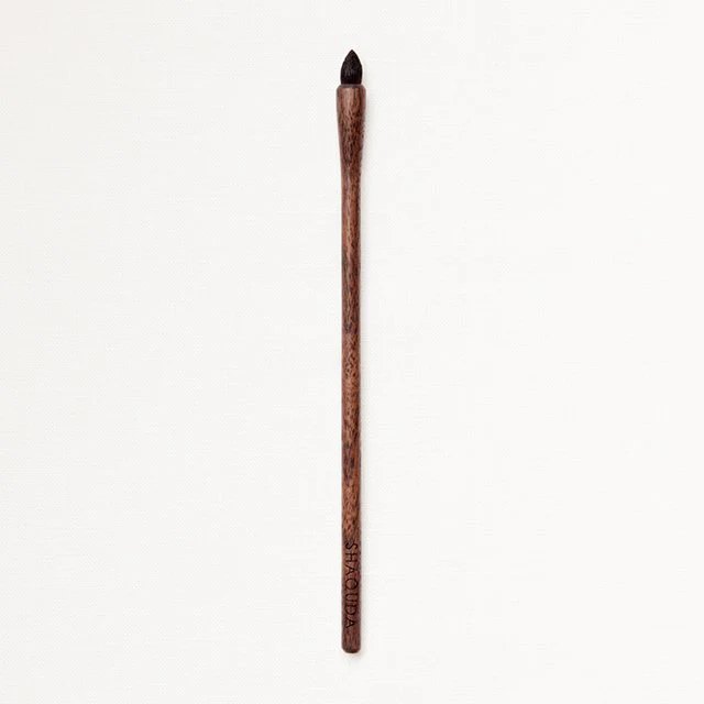 UBU 824 スモーキーアイブラッシュ※未使用展示品