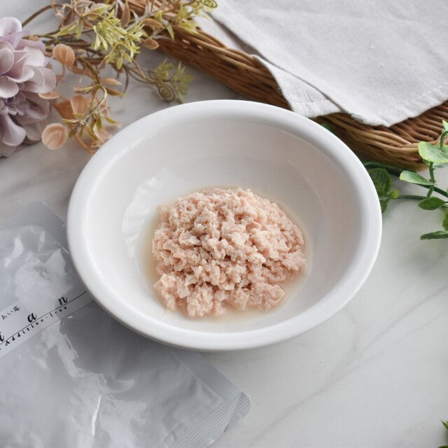 鶏ささみのホロホロ煮込みレトルト