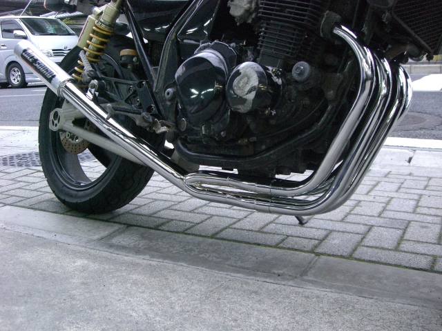 ＺＲＸ４００　エルサウンド　ＮＯＩＳＥ　マフラー