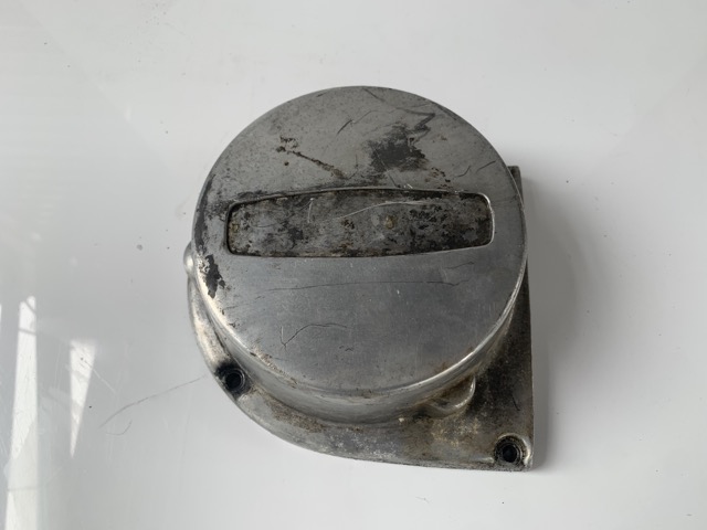 SUZUKI GT380  ダイナモカバー