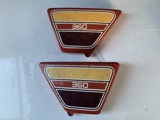 HONDA CL360  サイドカバー