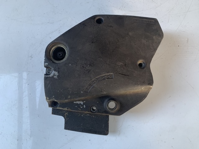 YAMAHA XS400  スプロケットカバー