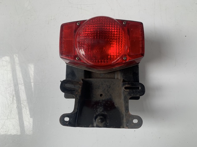 HONDA CB750FOUR  テールライト