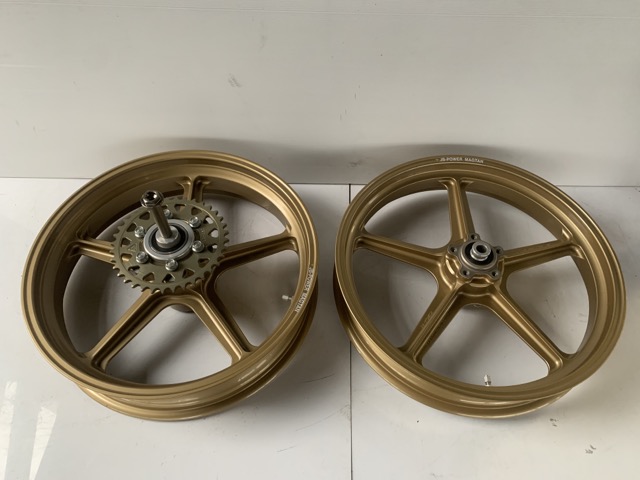 BITO R&D -  MAGTAN.ホイール前後セット JB1