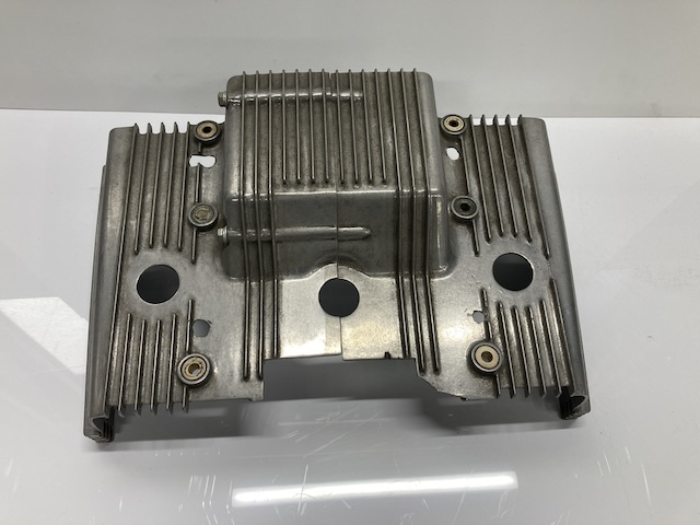 SUZUKI GT380  ラムエアカバー　エンジンカバー