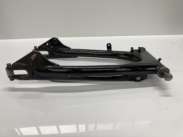 SUZUKI GT380  スイングアーム