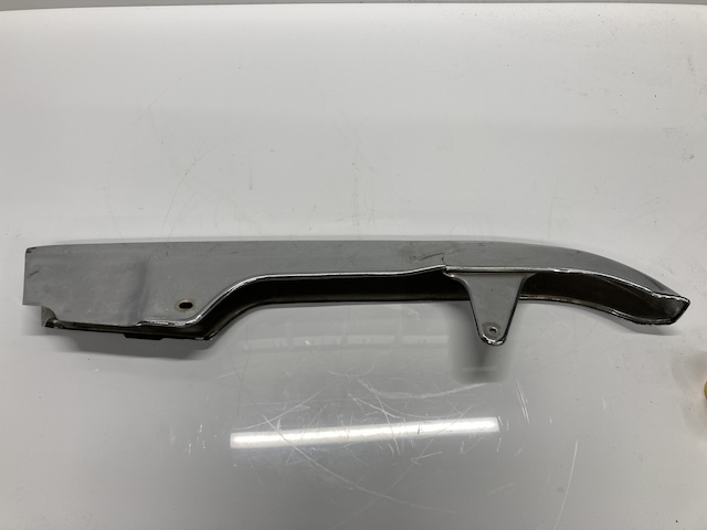SUZUKI GT380  チェーンケース