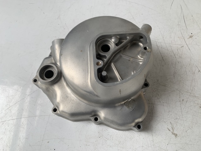 HONDA CB400FOUR  クラッチカバー
