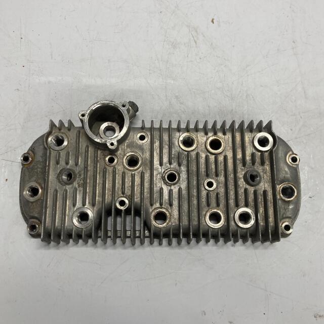 SUZUKI GT750 シリンダーヘッド スズキ