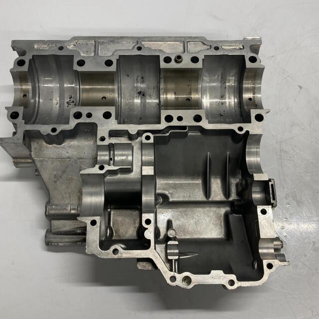 KAWASAKI 500SS クランクケース、上下 カワサキ