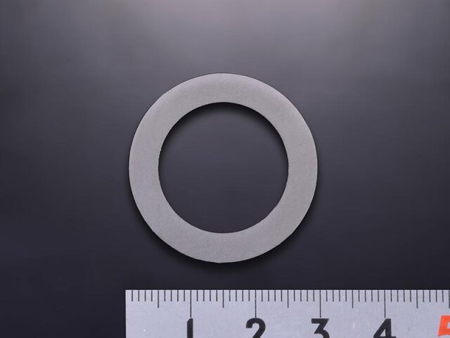 リヤフェンダーカラーM8