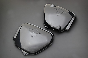 ■CB750K1-K6 サイドカバー (左側)