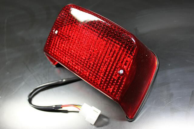 ゼファー４００　ＬＥＤ　テールランプ　レッド