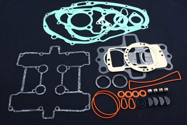 ＧＳ４００　 エンジン ガスケットセット バルブシール付き