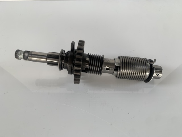 SUZUKI GT550 キックシャフト スズキ [A-230905-55-9-GT550] SUZUKI GT550 キックシャフト