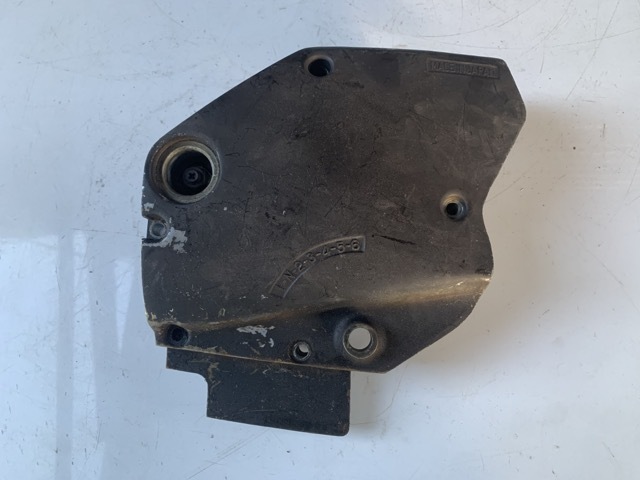 YAMAHA XS400  スプロケットカバー
