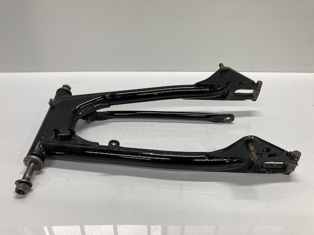 SUZUKI GT380 スイングアーム SUZUKI GT380 スイングアーム