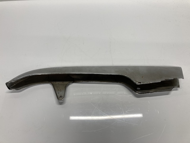 SUZUKI GT380 チェーンケース