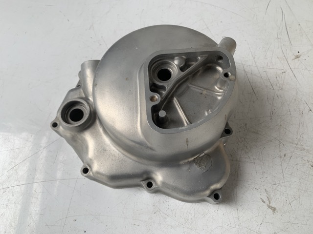 HONDA CB400FOUR  クラッチカバー