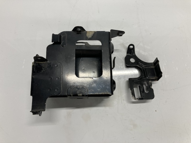 KAWASAKI 500SS バッテリーケース