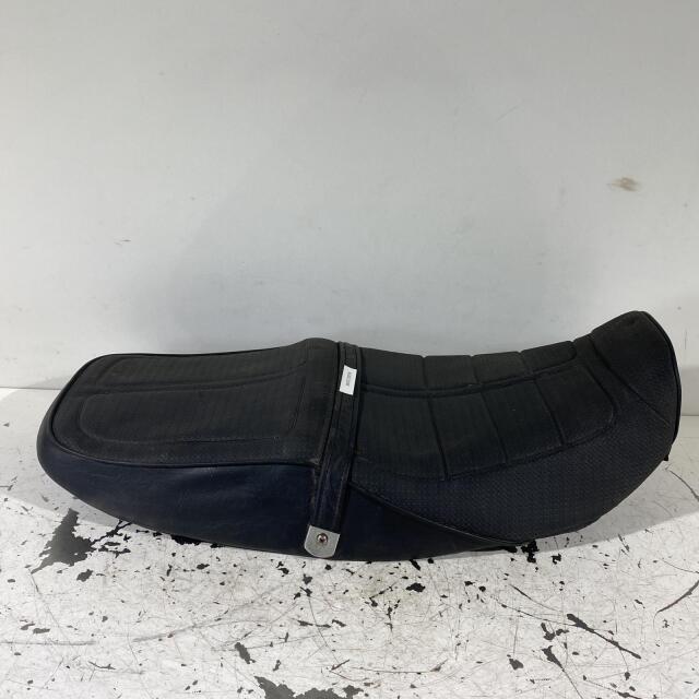 KAWASAKI ゼファーx シート カワサキ