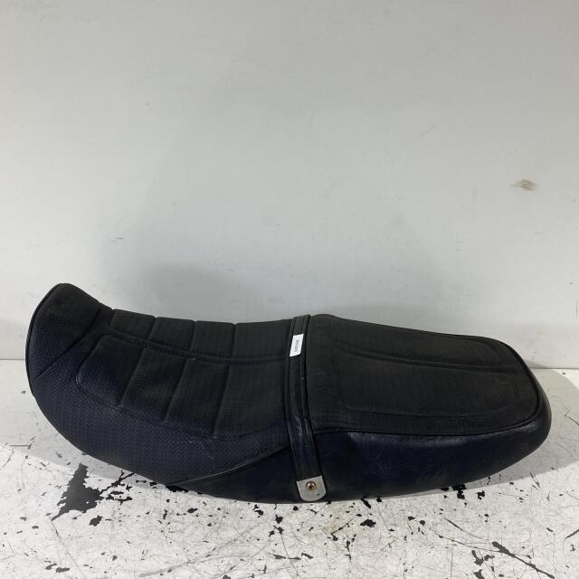 KAWASAKI ゼファーx シート カワサキ