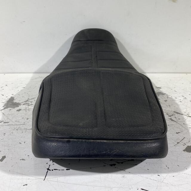 KAWASAKI ゼファーx シート カワサキ