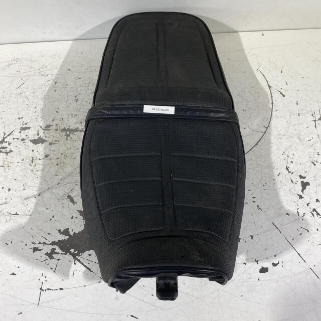 KAWASAKI ゼファーx シート カワサキ