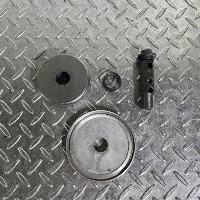 KAWASAKI ゼファー750 オイルフィルターカバー カワサキ