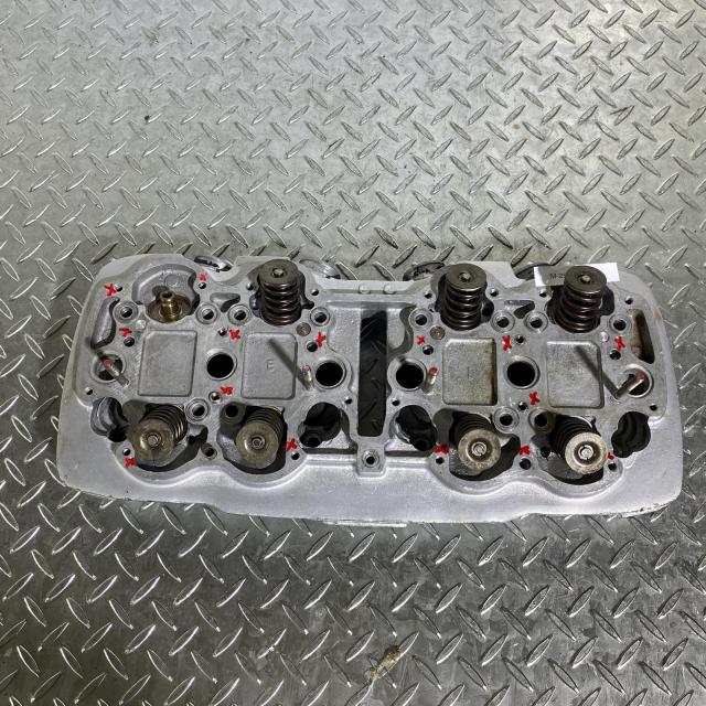 HONDA CB750FOUR シリンダーヘッド ホンダ