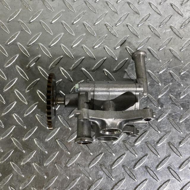 HONDA CBX400F/CBX550F オイルポンプ ホンダ [M-250610-64] CBX400F オイル ポンプ 分解 洗浄済み 当時物 ホンダ 純正 部品
