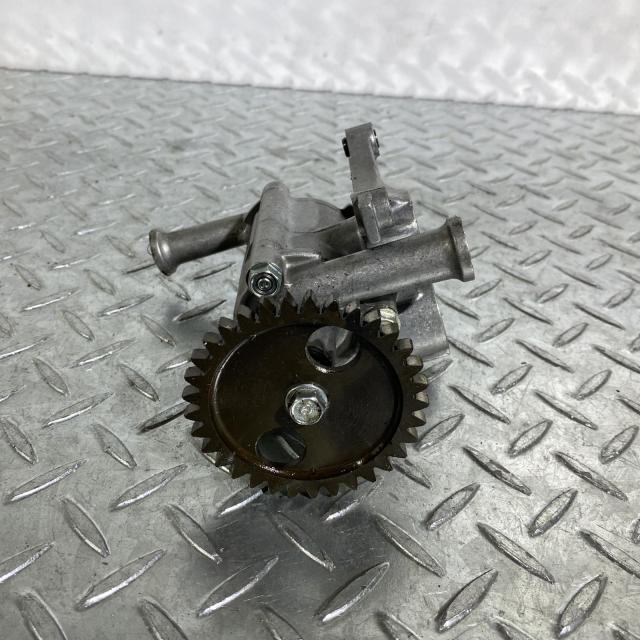 HONDA CBX400F オイルポンプ ホンダ [M-250521-49] CBX400F オイル ポンプ 分解 洗浄済み 当時物 ホンダ 純正 部品