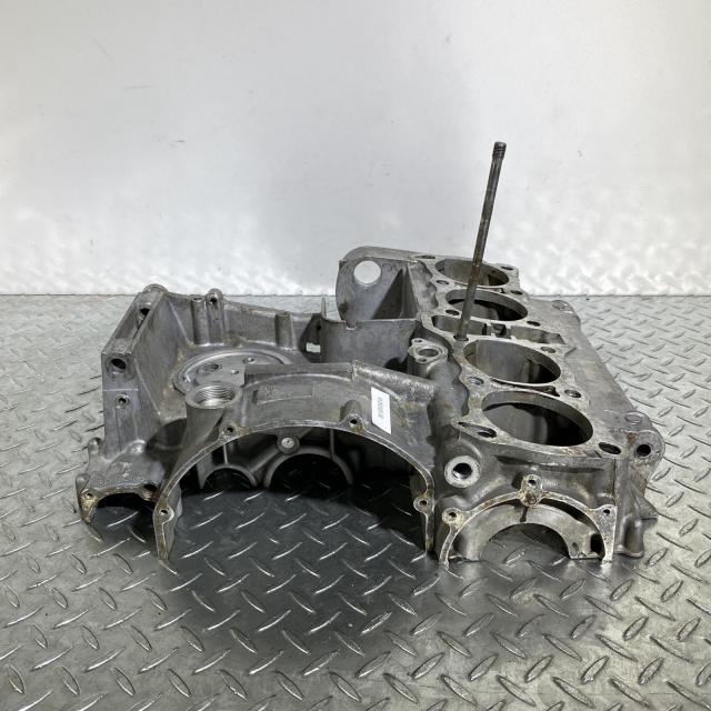 KAWASAKI Z1 クランクケース 上側 カワサキ [M-250325-30] KAWASAKI Z1 クランクケース 上側 カワサキ
