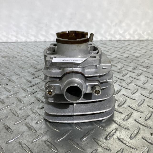 KAWASAKI KH250 シリンダー 3番 カワサキ [M-250325-57] KAWASAKI KH250 シリンダー 3番 カワサキ