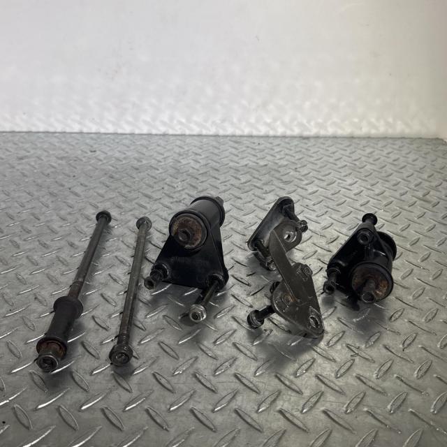 KAWASAKI Z750GP エンジンマウントボルト セット カワサキ